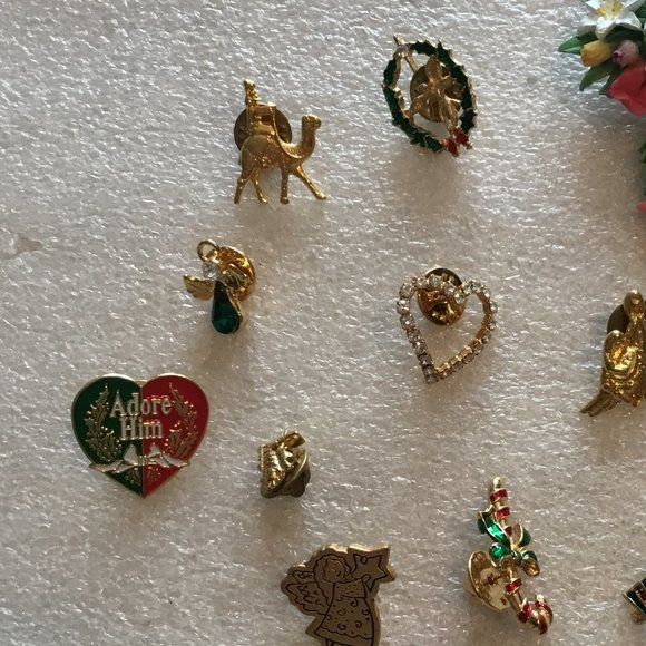 Tie Tack pins Accessories Colorful Bundle Of 23 Tie Tack Buttons Or